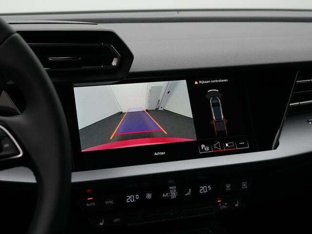 Audi A3 SPORTBACK 45 TFSI e 272 pk S-tronic S-Line | Elektr. verstelbare stoel | Achteruitrijcamera | Stoelverwarming | Adaptive Cruise | Navigatie