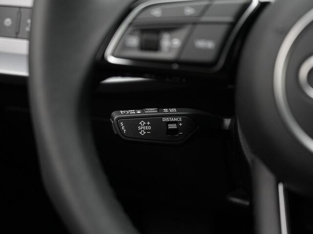 Audi A3 SPORTBACK 45 TFSI e 272 pk S-tronic S-Line | Elektr. verstelbare stoel | Achteruitrijcamera | Stoelverwarming | Adaptive Cruise | Navigatie
