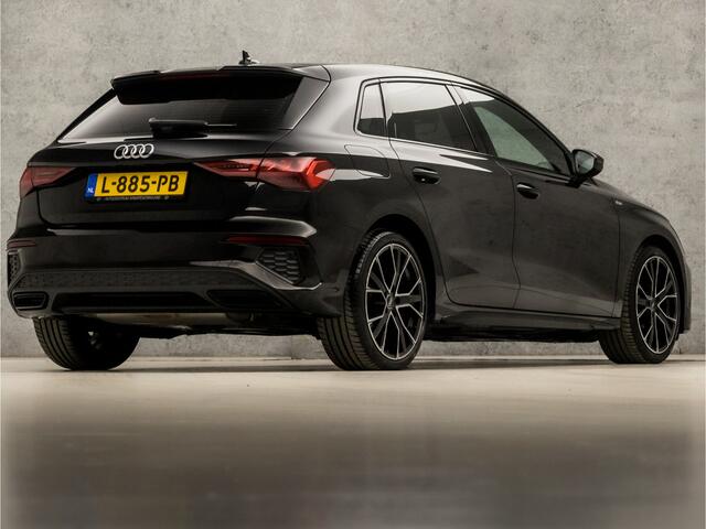 Audi A3 SPORTBACK 30 TFSI S-Line Sport Automaat (2X S-LINE, APPLE CARPLAY, MATRIX LED, GROOT NAVI, SFEERVERLICHTING, PLAT S-LINE SPORTSTUUR, GETINT GLAS, LEDER, LANE ASSIST, KEYLESS, NIEUWSTAAT)