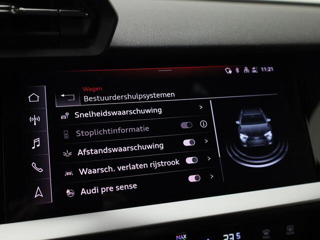 Audi A3 SPORTBACK 30 TFSI/110PK Business edition ·Apple/Android Car Play ·Navigatie · 18'' Velgen · Parkeersensoren ·