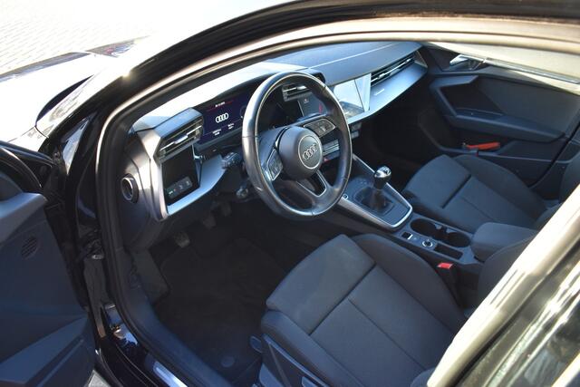 Audi A3 SPORTBACK 30 TDI Business edition