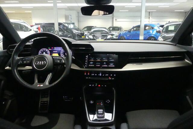 Audi A3 SPORTBACK 45 TFSI e S edition Competition HALF LEDER, STOELVERWARMING, ADAPT. CRUISE, CLIMA, CAMERA, PDC V&A, NAVI, 47.524KM