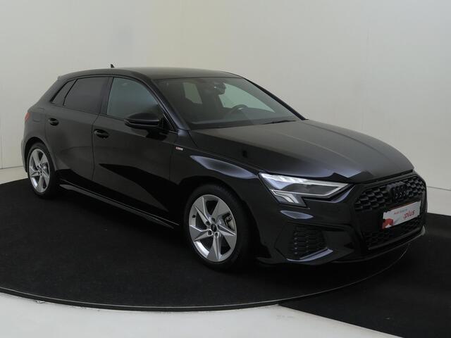 Audi A3 SPORTBACK 35 TFSI S edition | Trekhaak | Full LED verlichting | Navigatie Plus | Optiek zwart Plus | Adaptieve cruise control | CarPlay | Draadloze telefoonlader |