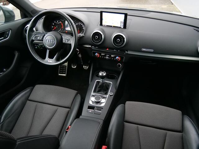 Audi A3 SPORTBACK 30 TFSI Sport S Line Edition 116 Pk Navigatie / 18 inch / S-line / PDC