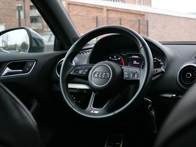 Audi A3 SPORTBACK 30 TFSI Sport S Line Edition 116 Pk Navigatie / 18 inch / S-line / PDC