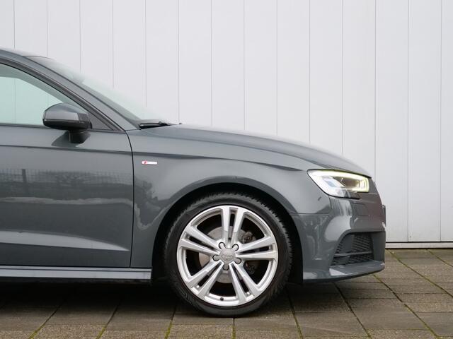Audi A3 SPORTBACK 30 TFSI Sport S Line Edition 116 Pk Navigatie / 18 inch / S-line / PDC