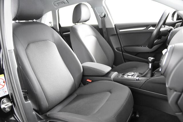 Audi A3 SPORTBACK 30 TFSI *1ste Eigenaar*Navigatie*Trekhaak*Carplay*