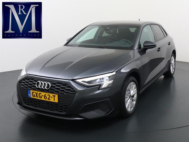 Audi A3 SPORTBACK 40 TFSI e Edition | PLUG-IN Hybride 204 PK | Stoelverwarming | Drive Select | Navi | Apple CarPlay | Adaptive Cruise | Rijklaar geleverd met 12 mnd BOVAG garantie