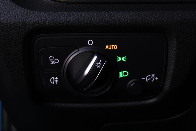 Audi A3 SPORTBACK 35 TFSI CoD Advance Sport