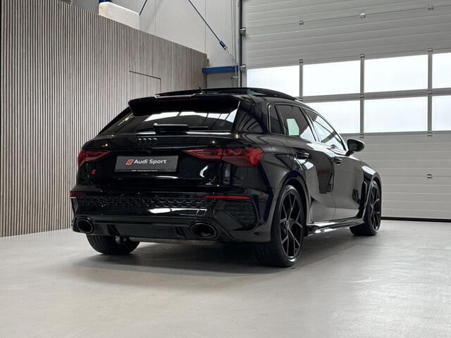 Audi A3 SPORTBACK 2.5 TFSI RS 3 Quattro 400PK - PANORAMADAK - NAPPA LEER - KEYLESS - B&O SOUNDSYSTEM -ZWART OPTIEK - SPORTUITLAAT