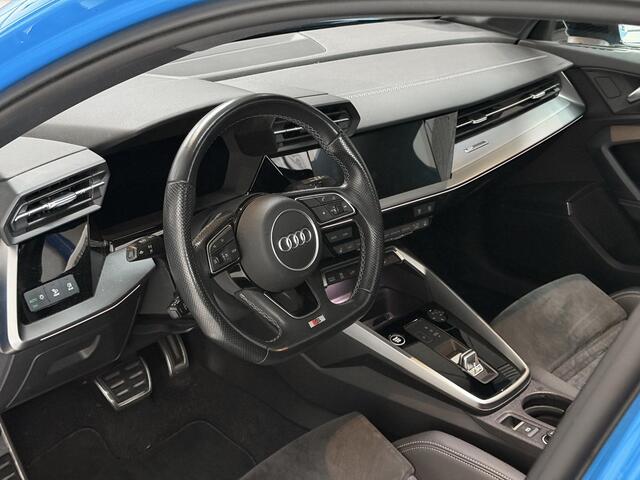 Audi A3 SPORTBACK 45 TFSI e S edition Competition 245PK - S LINE - RS STOELEN - PANORAMADAK - TURBO BLAUW - SFEER VERLICHTING