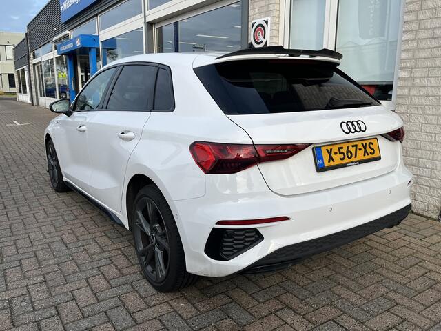 Audi A3 SPORTBACK 40 TFSI e S-Line / AUTOMAAT/ B&O/ PARK.SENSOREN/ SMARTPHONE INTERFACE/ STOELVERWARM./ CRUISE CONTROL/ VIRTUAL COCKPIT/ KEYLESS/ NAVI/ DRIVE SELECT/ CLIMA/ LED/ DAB/ ISOFIX/ 18'' LMV