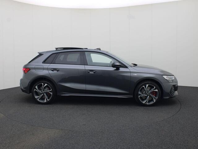 Audi A3 SPORTBACK 45 TFSIe 272PK S Line Competition · Panoramadak · Drive select · Camera + Parkeersensoren · Garantie t/m 16-04-2027 · TOPDEAL