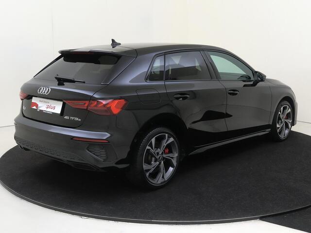 Audi A3 SPORTBACK 45 TFSI e S edition Competition | Adaptieve cruise control | Keyless | Audi virtual cockpit | CarPlay | Navigatie | Parkeersensoren |
