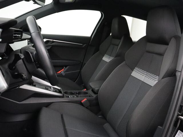 Audi A3 SPORTBACK 40 TFSIe Business edition | Adaptive cruise | Sportstoelen | Carplay | Virtual Cockpit | Audi Sound | Climate control | Navigatie | Full LED | PHEV | Plug In