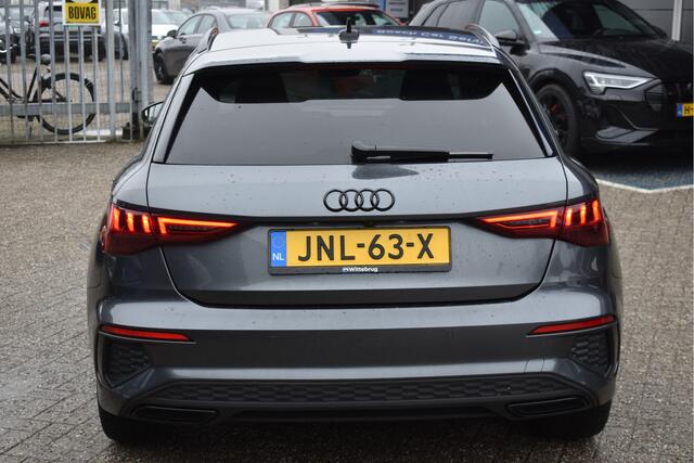 Audi A3 SPORTBACK 40 TFSI e Advanced edition 204 pk 3x S-Line Daytone grijs | Keyless | Elekt.stoelen | Lederen S-Line zetels | Camera | Carplay | Full LED | Zeer netjes