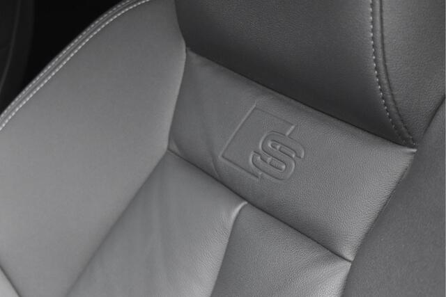 Audi A3 SPORTBACK 40 TFSI e Advanced edition 204 pk 3x S-Line Daytone grijs | Keyless | Elekt.stoelen | Lederen S-Line zetels | Camera | Carplay | Full LED | Zeer netjes
