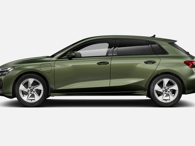 Audi A3 SPORTBACK 40 TFSI e Advanced edition 204 PK · Assist. pakket Driving+Parking plus · Optiekpakket zwart plus · Privacy glas