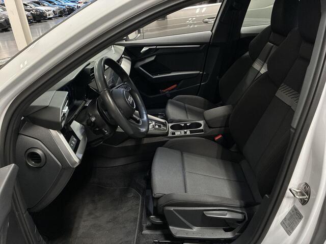 Audi A3 SPORTBACK 30 TFSI 110pk S-tronicAdvanced edition · Apple/Android Car Play · Navigatie · P-Sensoren · Cruise Control · 17'' Inch ·