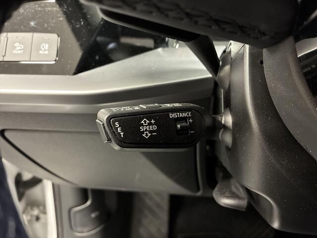 Audi A3 SPORTBACK 30 TFSI 110pk S-tronicAdvanced edition · Apple/Android Car Play · Navigatie · P-Sensoren · Cruise Control · 17'' Inch ·