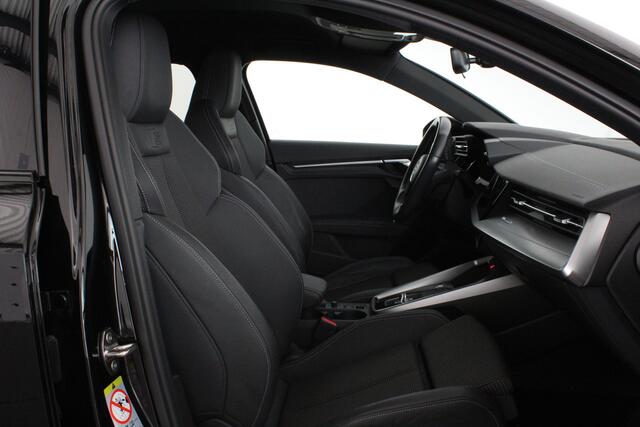 Audi A3 SPORTBACK 35 TFSI S line edition > Full S line/Matrix-LED/Black-Optiek/19inch/Mythoszwart metallic