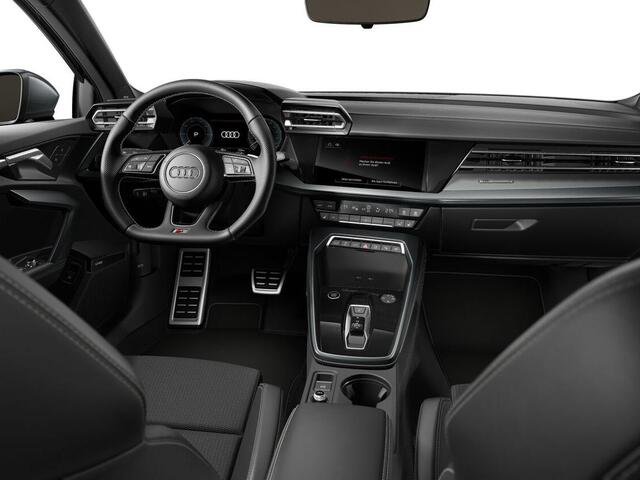 Audi A3 SPORTBACK S edition 40 TFSI e 204 PK · Sonos premium 3D · Assist. pakket Driving + Parking plus · Privacy glas