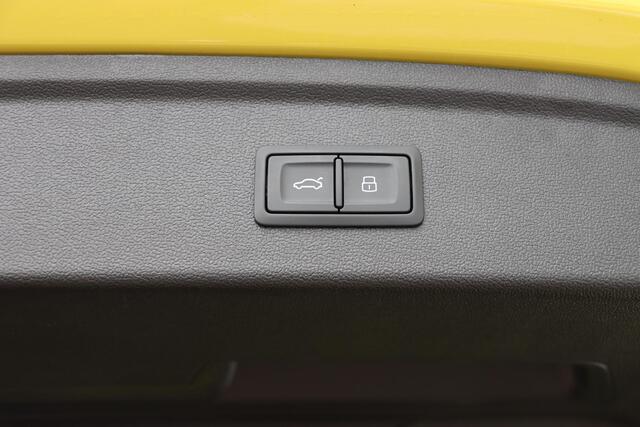 Audi A3 SPORTBACK 40 TFSI e S Edition 204pk S-Tronic l Zwart Optiek Plus | Afneembare trekhaak