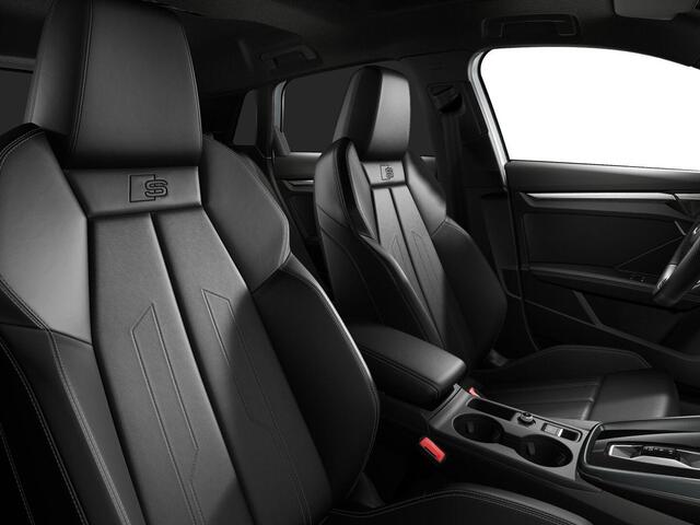 Audi A3 SPORTBACK 45 TFSi e 272 Pk S-Line Competition | Leder | Panoramadak | Full LED | Camera | Apple Carplay | 18 Inch | 6.895 Km !!