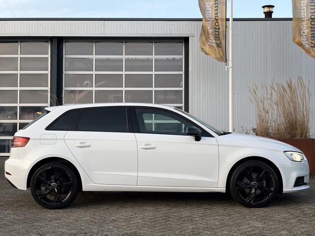 Audi A3 SPORTBACK 1.0 TFSI 116pk | Airco | Bi-xenon koplampen | Bluetooth | Isofix bevestiging voor kinderzitjes | Lichtmetalen velgen 18" | Radio cd speler | Perfect onderhouden!