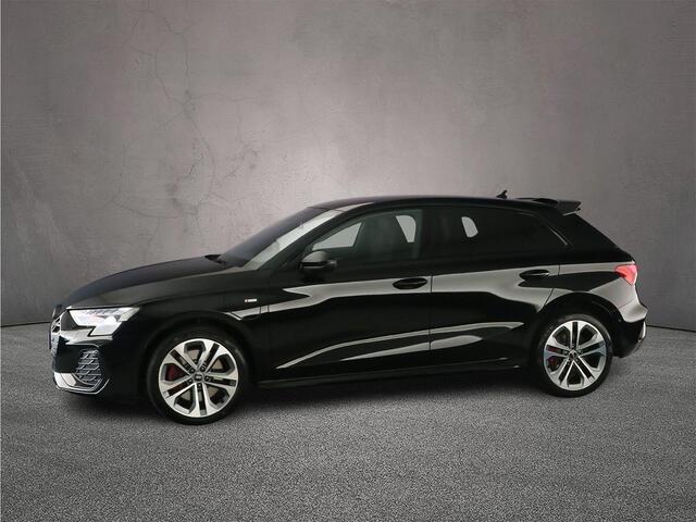 Audi A3 SPORTBACK 45 TFSI e S edition Competition | Carbon | Trekhaak | Achteruitrijcamera | Matrix-led | MMI plus | ACC | Sonos | Headup |