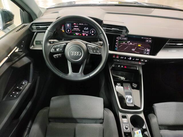 Audi A3 SPORTBACK 30 TFSI Advanced edition / Virtual Cockpit / Led / Navigatie / Climate control