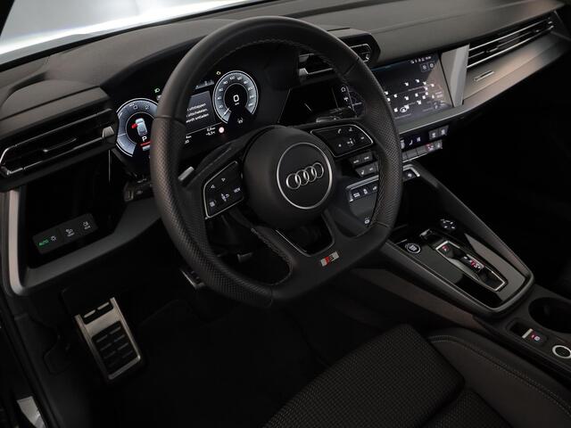 Audi A3 SPORTBACK 40 TFSI e S edition 204 pk S-tronic | Verlengde garantie | Navigatie | Parkeersensoren | Achteruitrijcamera | Adaptieve cruise control | S-Line |