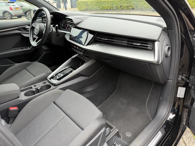 Audi A3 SPORTBACK 30 TFSI Business edition