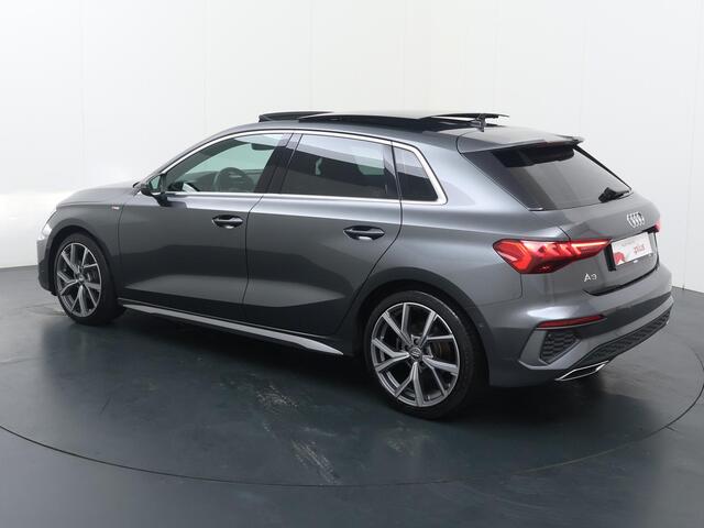 Audi A3 SPORTBACK 35 TFSI S edition | 150 PK | Automaat | Panoramadak | Climate control | S line | Parkeersensoren |