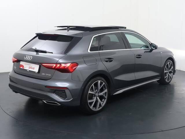 Audi A3 SPORTBACK 35 TFSI S edition | 150 PK | Automaat | Panoramadak | Climate control | S line | Parkeersensoren |