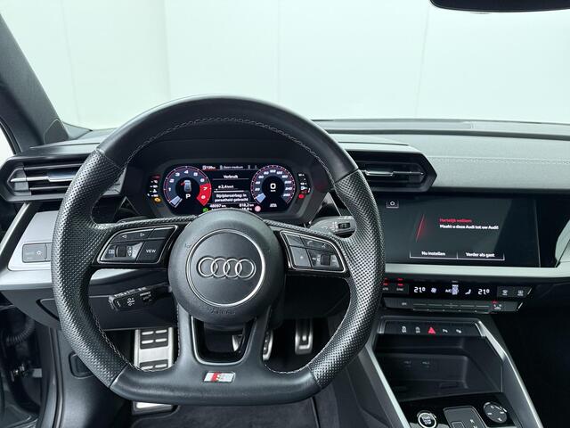 Audi A3 SPORTBACK 35 TFSI S edition | 150 PK | Automaat | Panoramadak | Climate control | S line | Parkeersensoren |
