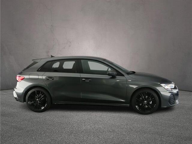 Audi A3 SPORTBACK 30 TFSI S edition | Full-led | Cruise | Audi Sound | MMI plus | Optiek zwart | Carplay | Ambient lighting |