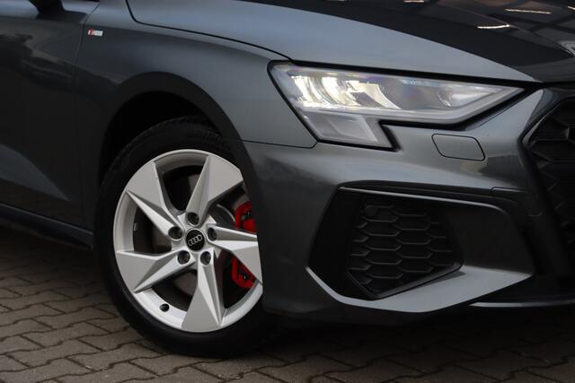 Audi A3 SPORTBACK 45 TFSI e S-Line | ACC | Keyless | Carplay |