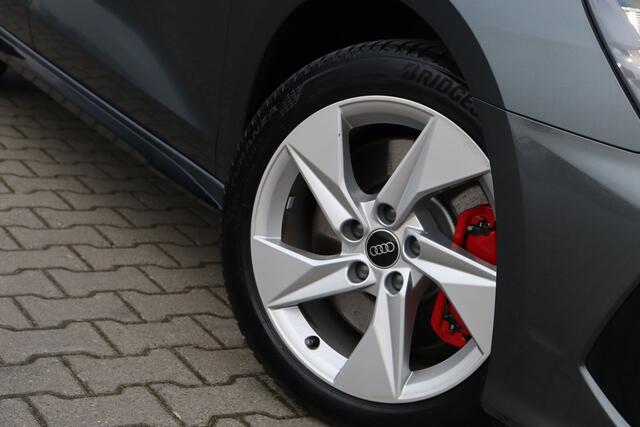 Audi A3 SPORTBACK 45 TFSI e S-Line | ACC | Keyless | Carplay |