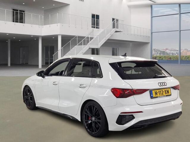 Audi A3 SPORTBACK Aut. 45 TFSI e hybrid S-Line Competition | LED | Navi | Apple Carplay