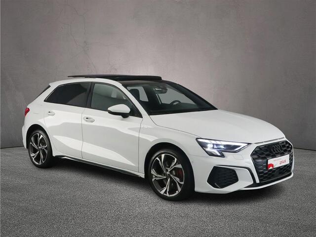 Audi A3 SPORTBACK 45 TFSI e S edition Competition | Full-led | Pano | Sonos 3D | MMI plus | Optiek zwart | ACC | Parkeerassistent |