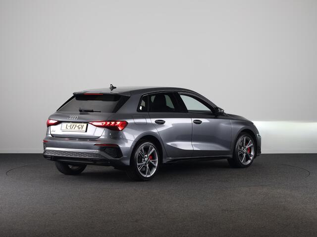 Audi A3 SPORTBACK 45 TFSI e S edition Competition 245pk | Ambient Lighting | Afgevlakt stuur | Audi soundsystem | Parkeerhulp V+A