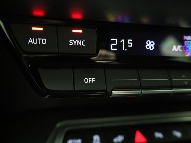 Audi A3 SPORTBACK 45 TFSIe 150kW/204PK S Line · Panoramadak · Apple/Android Car Play · Drive select · Garantie t/m 16-10-2027 of 80000km.