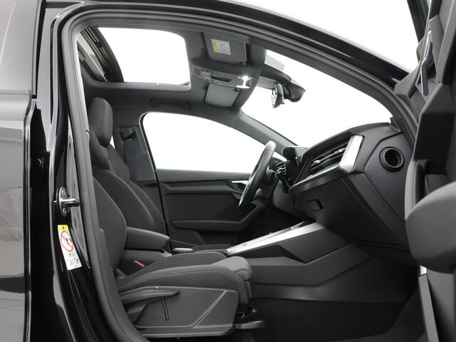 Audi A3 SPORTBACK 40 TFSIe 204pk S-tronic Advanced Edition · Panoramadak · Camera · B&O Audio · Apple/Android Car Play · Navigatie · 17'' Inch ·