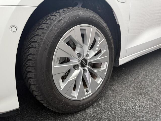 Audi A3 SPORTBACK 40 TFSI e Weing KM | Achteruitrijcamera | Panorama| Stoelverwarming |