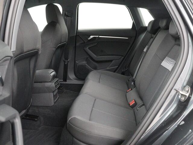 Audi A3 SPORTBACK 30 TFSI Advanced edition | Sportstoelen | Carplay | Virtual Cockpit | Park Assist | Full LED | Navigatie | Climate control | Bluetooth | 17'' | Cruise control