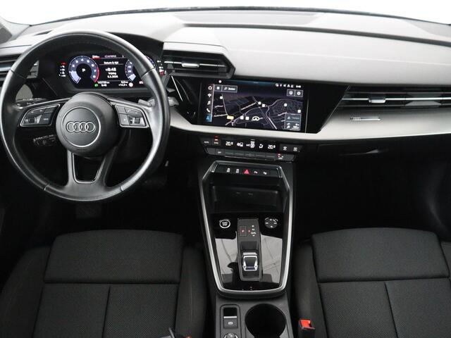 Audi A3 SPORTBACK 30 TFSI Advanced edition | Sportstoelen | Carplay | Virtual Cockpit | Park Assist | Full LED | Navigatie | Climate control | Bluetooth | 17'' | Cruise control
