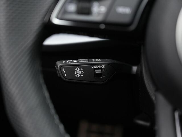 Audi A3 SPORTBACK 45 TFSI e S edition Competition / S-Line | Panoramadak | Matrix LED | Elektr. verstelbare stoel