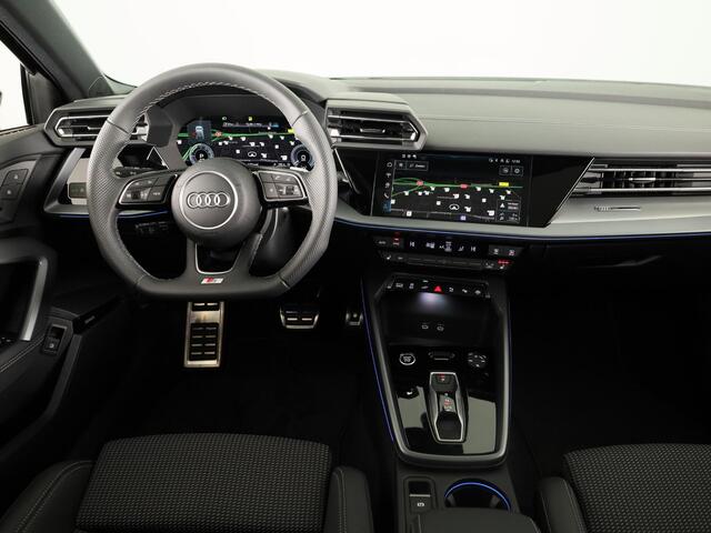 Audi A3 SPORTBACK 45 TFSI e S edition Competition 245pk | Panoramadak | Sonos 3D | Ambient light | Parkeercamere | Adaptieve cruise controle