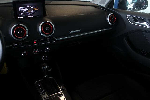 Audi A3 SPORTBACK 30 TFSI Sport Lease Edition LED | Sportstoelen | Navi | Bluetooth | Cruise | Airco | 17" LMV | PDC